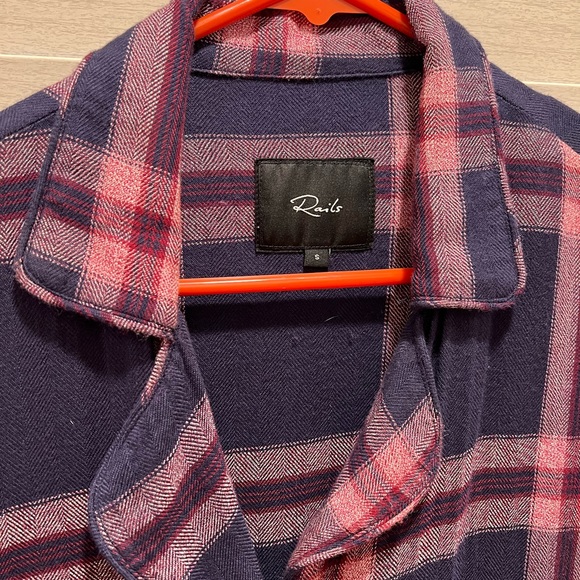 Rails button up size S. - Picture 2 of 5